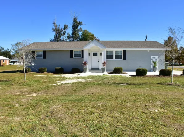 215 Carolina Ave, Lynn Haven, FL 32444