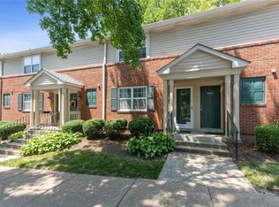 1627 High School Dr, Saint Louis, MO