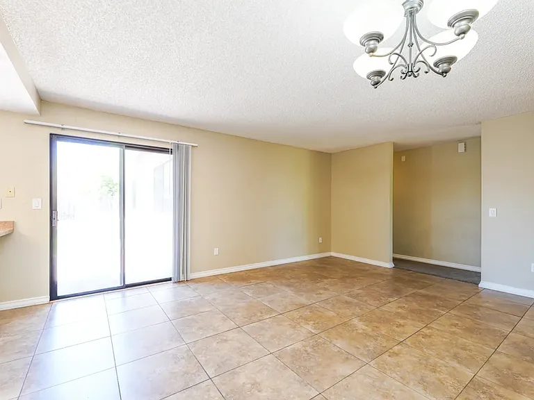 607 Grider Dr — Photo 10
