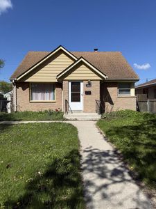 3449 N 77th STREET, Milwaukee, WI, 53222