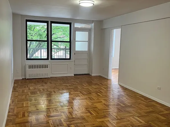 611 Banner Ave, Brooklyn, NY