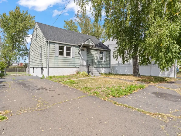 26 Vista Drive, East Haven, CT 06512