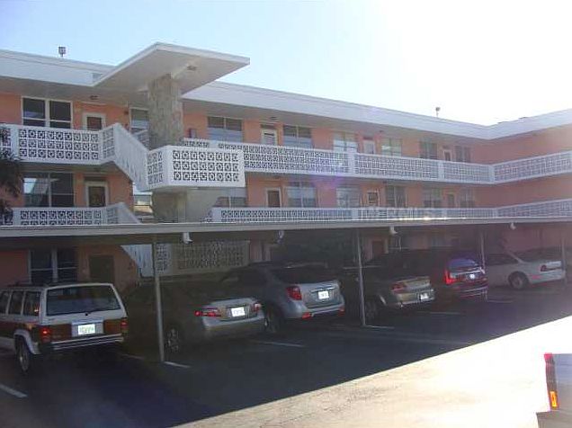 1st image of 4895 Bay St NE APT 305