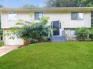 1597 Raven Valley Rd, Decatur, GA 30035