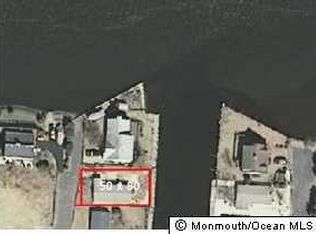 40 Capstan Rd, Waretown, NJ 08758