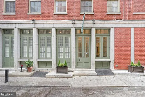 6 Strawberry St Photo 1