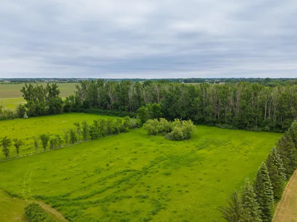 4 Midway Ests #1, Jamestown, ND 58401