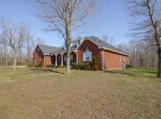 1292 Smiley Troutt Rd, Bethpage, TN 37022