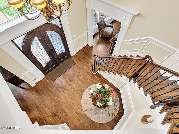 2nd image of 2281 Clover Hill Lane