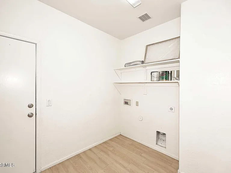 17430 W Yavapai St — Photo 23