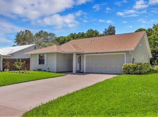 6750 SE Raintree Ave, Stuart, FL 34997