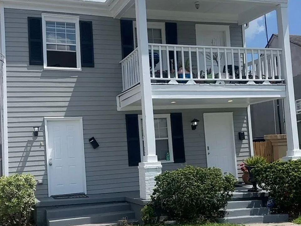 1st image of 2831 Law St