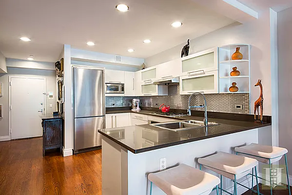 Sold by Halstead Real Estate | media 2