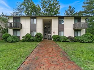1003 Shepard Sq, Brevard, NC 28712