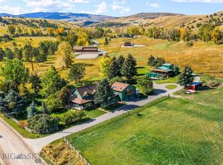 2500 Cottontail Rd, Gallatin Gateway, MT 59730