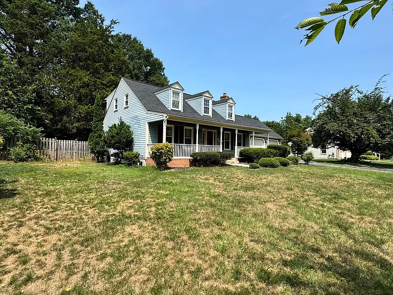 11940 Galaxy Ln — Photo 4