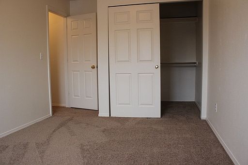 5th image of 2420 S Indiana Ave APT 7