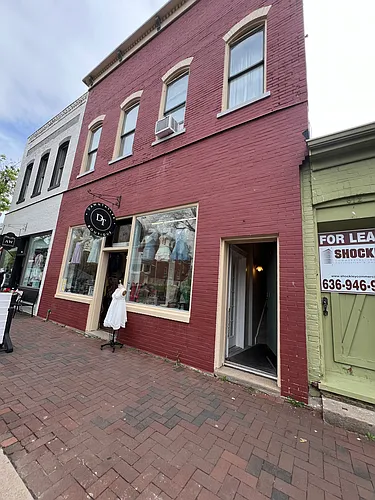 610 S Main St Photo 1
