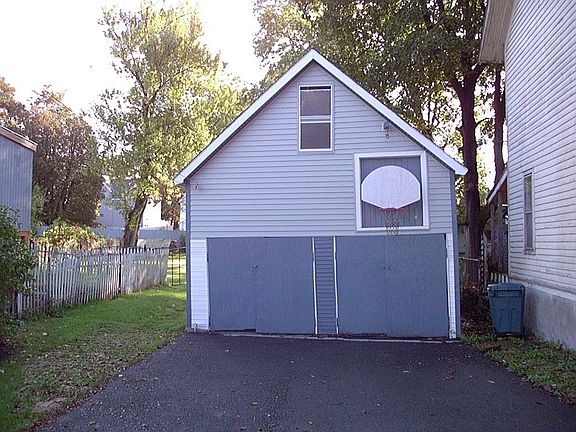 2 car garage