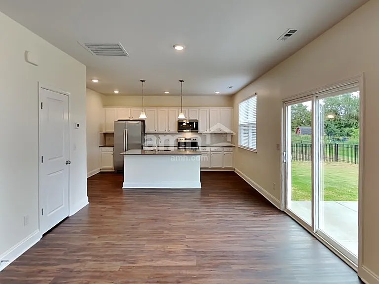 3910 Dignity Ct — Photo 5