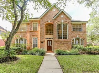 4902 Rebel Ridge Dr, Sugar Land, TX 77478