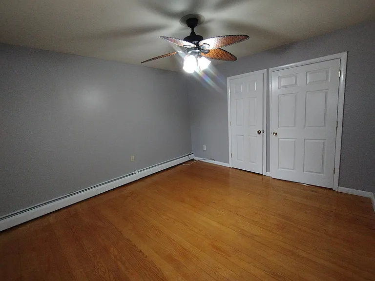 1011 Scranton St — Photo 6