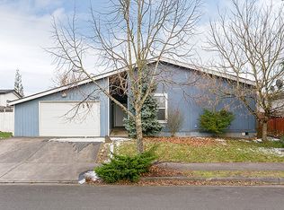 2767 SW Country Club Ave, Troutdale, OR 97060