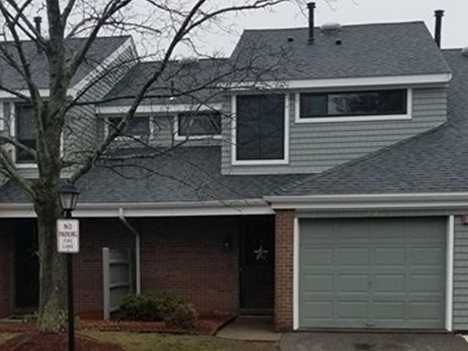 1st image of 243 Greenbrook Dr #243