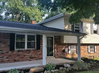 93 Iroquois Trl, Ona, WV 25545