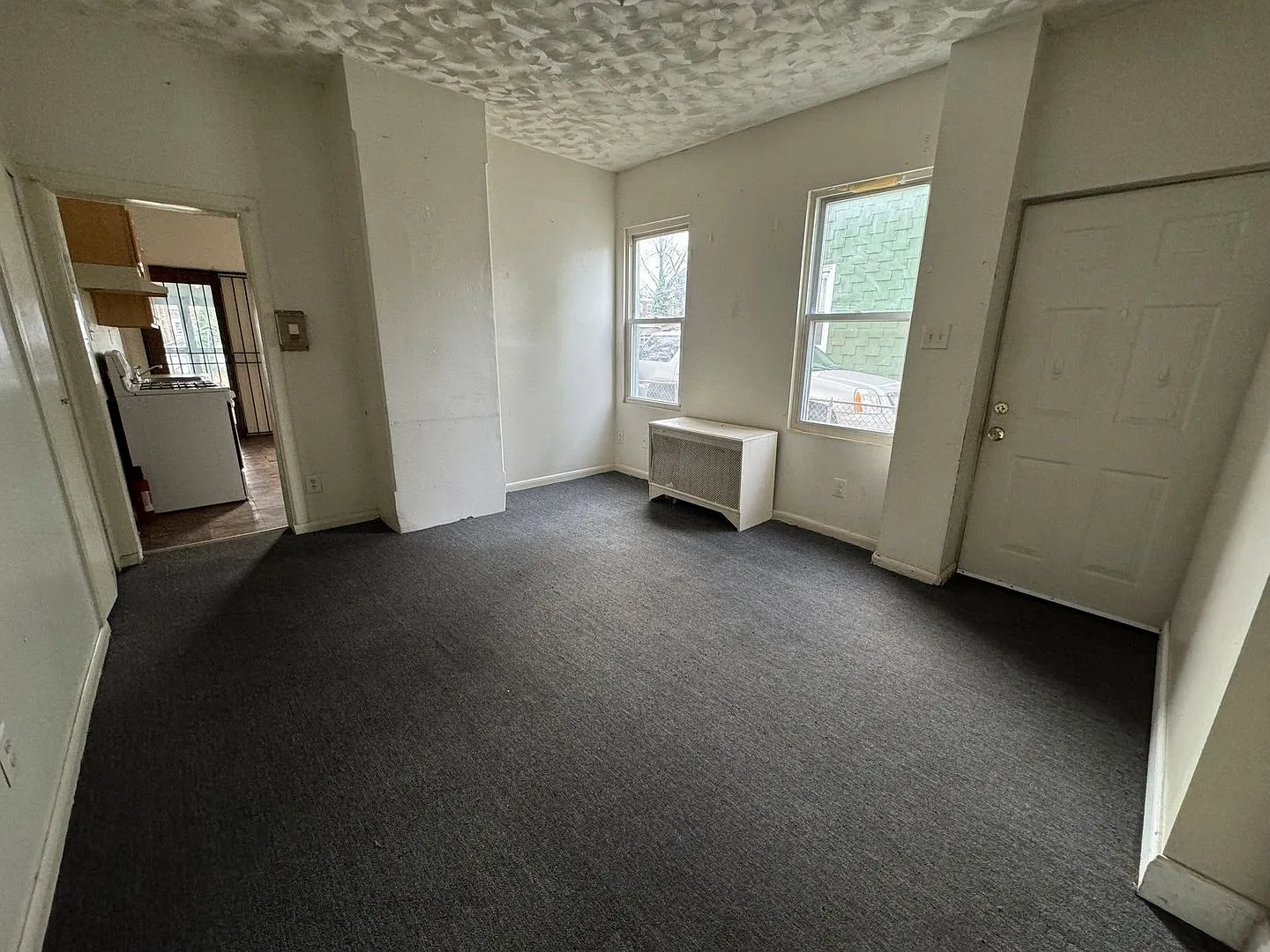 1016 Pine St — Photo 4