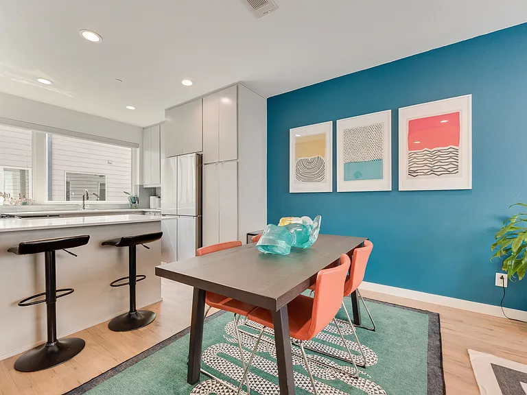 4705 Bryan St #302 — Photo 22