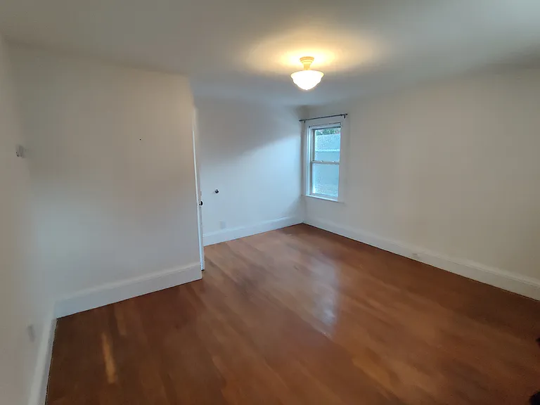 292 Cedar St — Photo 14