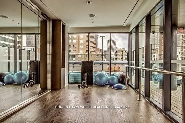 159 Dundas St E #1805 — Photo 11