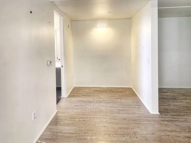 1038 S Mariposa Ave #507 — Photo 22