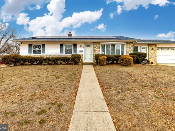 262 Huff Ave, Paulsboro, NJ 08066