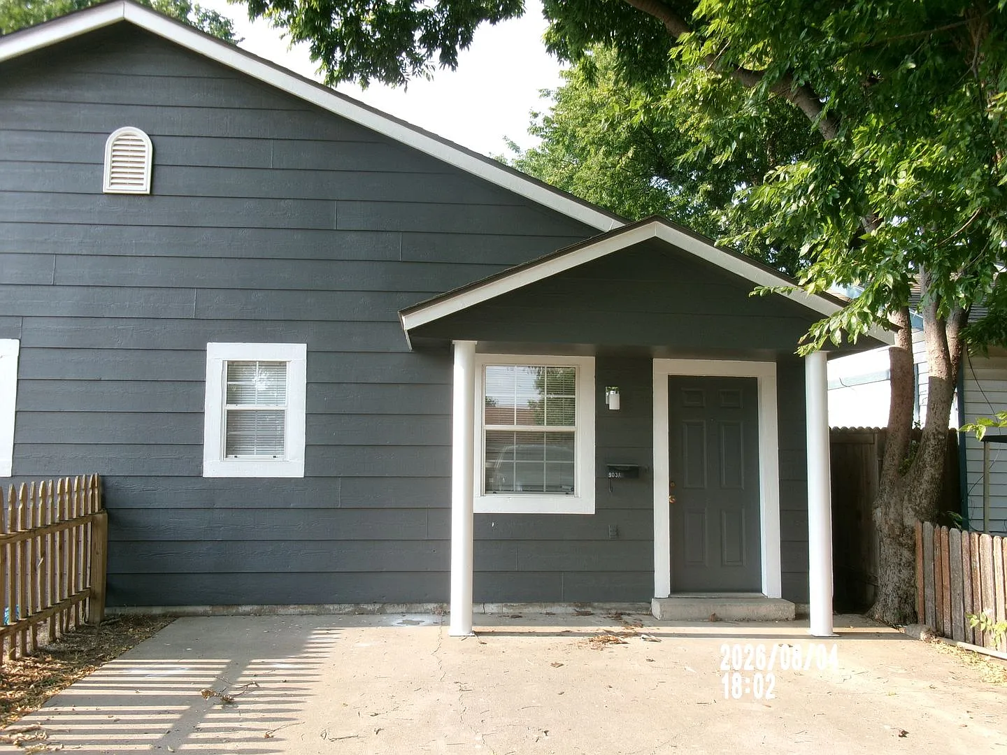 903 NW Bell Avenue — Photo 1