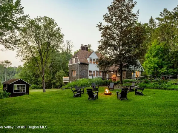 114 Dutchtown Road, Saugerties, NY 12477