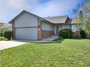 2742 N Parkridge Ct, Wichita, KS 67205