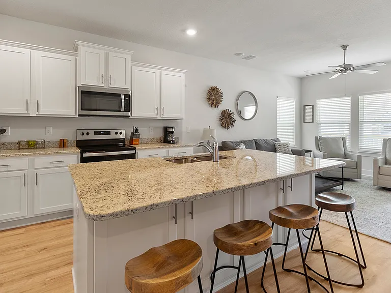 14334 Gardenglen Dr — Photo 3