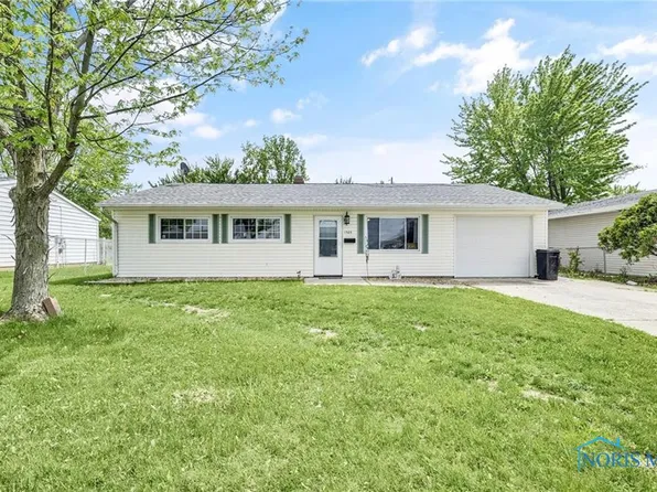 1305 Vincent St, Findlay, OH 45840
