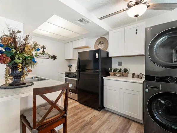 82567 Avenue 48 APT 1, Indio, CA 92201