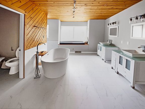 Upstairs renovated bathroom