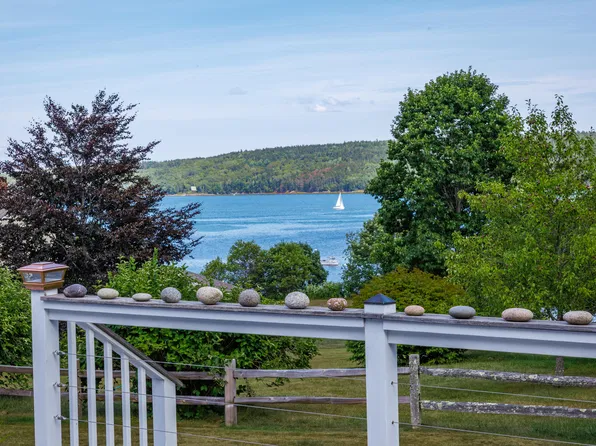 482 Falls Bridge Road, Blue Hill, ME 04614