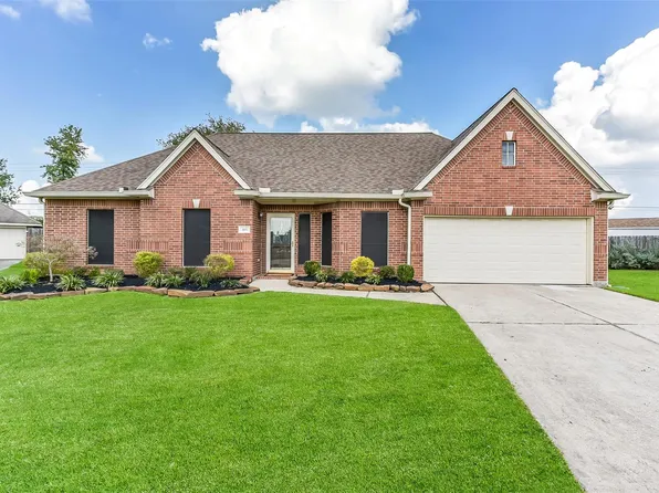 415 Barberry Lane, Baytown, TX 77520