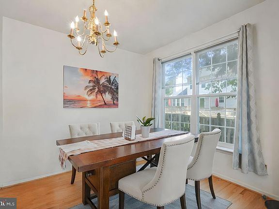 4th image of 2304 Leyton Ct