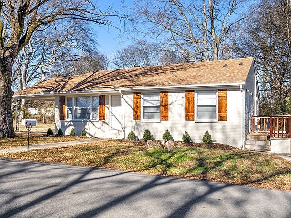 3rd image of 950 Greenwood Ct