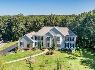 42 Partridge Rd, Windham, NH 03087