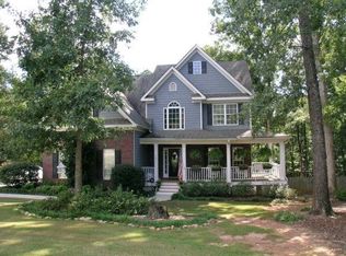 1371 Dove Creek Cir, Winder, GA 30680