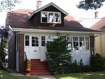 1st image of 1044 Hayes Ave