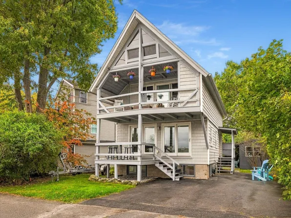 20 Wentworth Terrace, Dover, NH 03820